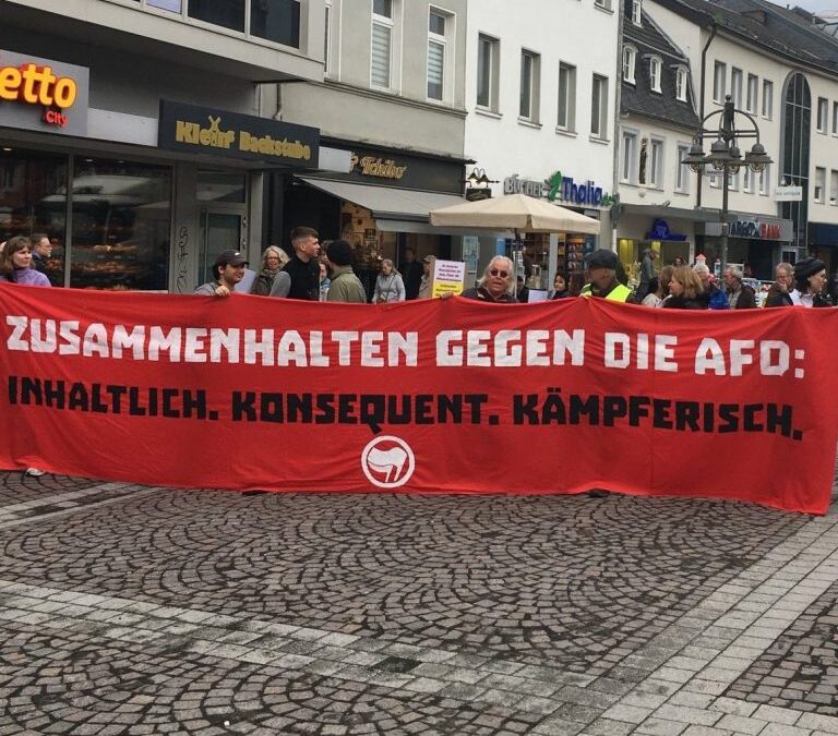 Friedliche Protestaktion gegen einen AfD-Stand in Brühl – 05.04.24